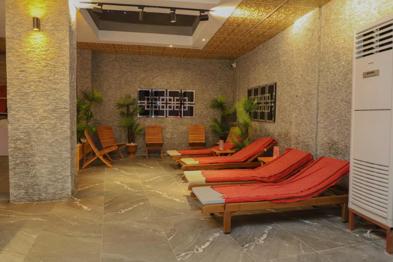 Lion Hotel Didim Luaran gambar